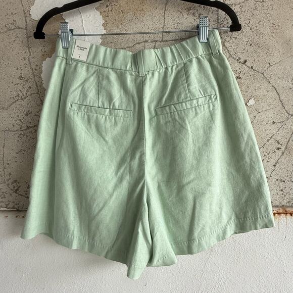 Abercrombie Linen Blend High Waisted Mint Green Shorts NWT Small Resortwear - Picture 3 of 5